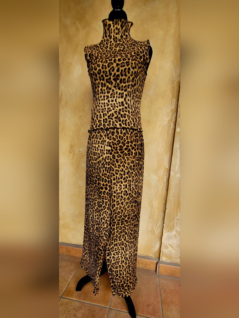 Chic Leopard Print Rare Find Vintage 90s Coordinated Matching Set. XS - S